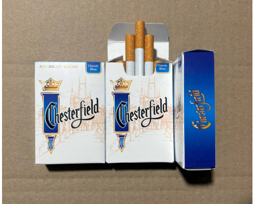 Цигарки з фільтром в пачці Chesterfield Blue